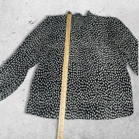 J.Crew Smocked Neck Top Oncilla Cat Print Elastic Cuffs Black & White Women's XS - Picture 6 of 11